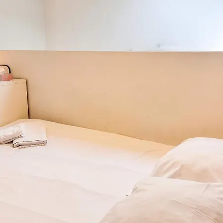 Charming With A Mezzanine Bedroom In A Peaceful Neighborhood Apartment